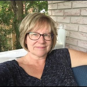 Meet your Posher, Lynn